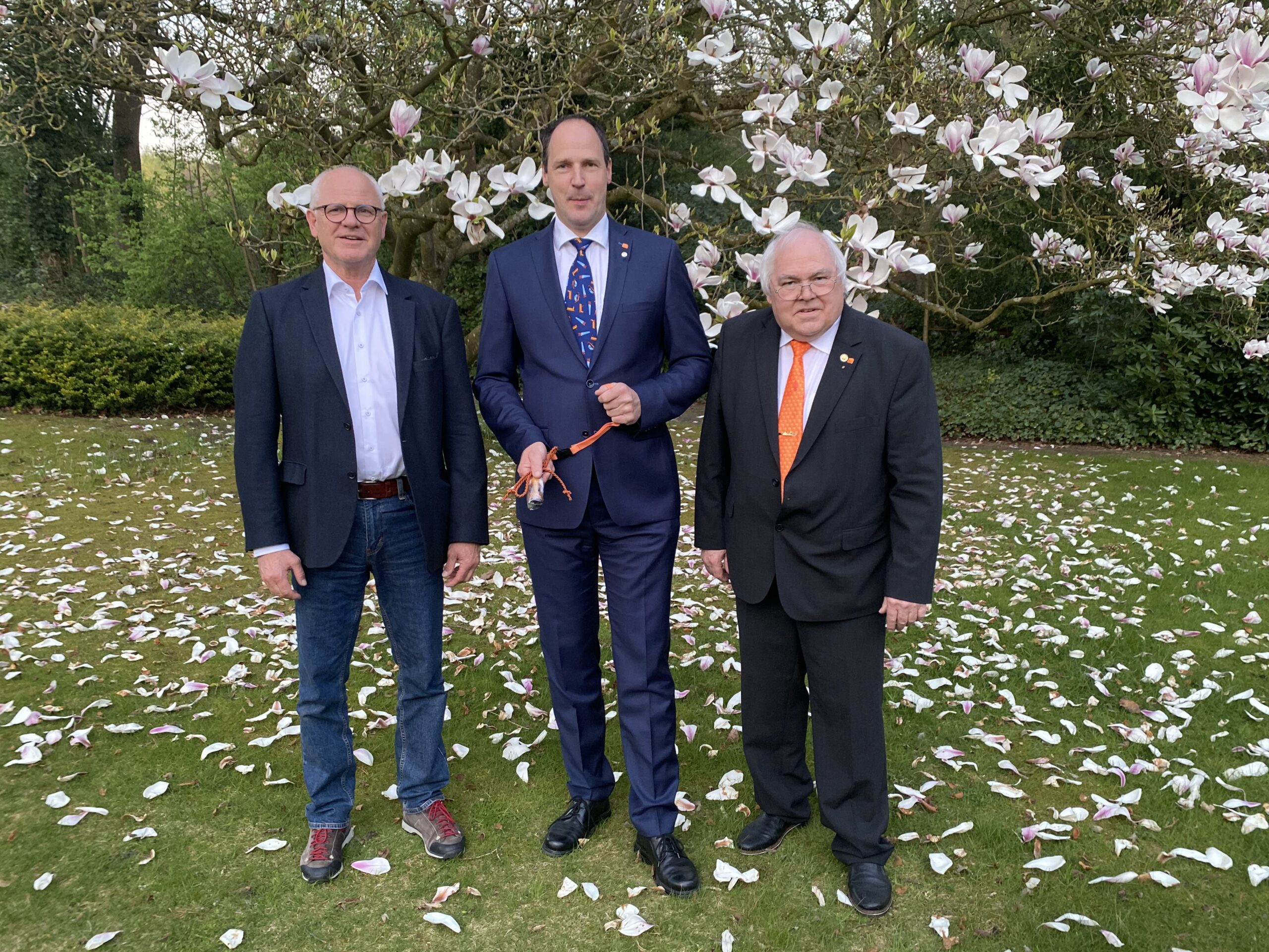 Die Tischler-Innung des Kreises Pinneberg wählt neuen Obermeister und ...